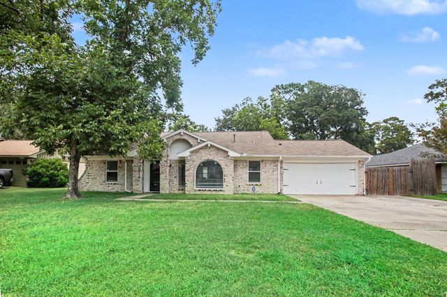  19514 Lockridge Dr, Spring, TX 77373