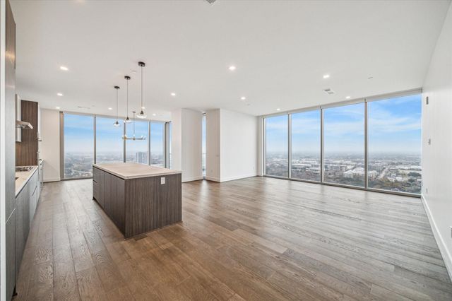 1711 Allen Parkway, Houston, TX, 77019