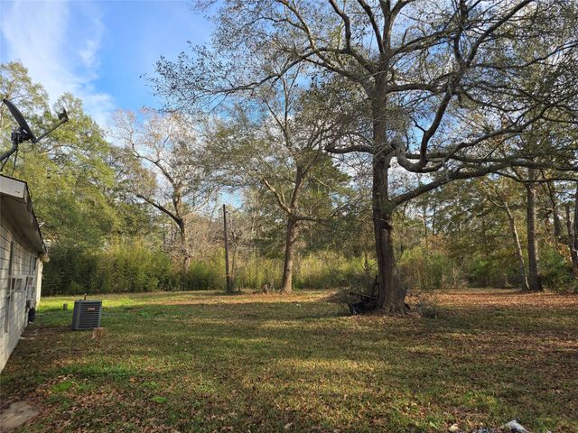  17693 Rhonda Ln, Montgomery, TX 77316