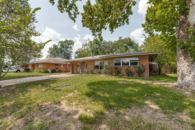 6846 Leader, Houston, TX, 77074