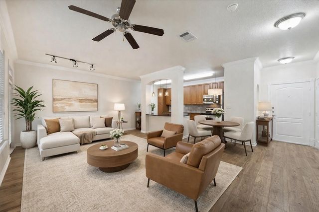 1711 Old Spanish, Houston, TX, 77054
