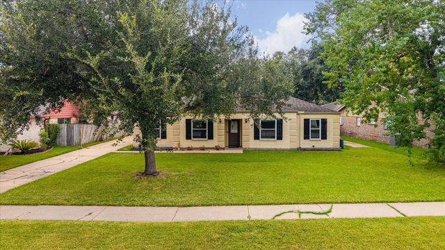 15811 Wandering, Friendswood, TX, 77546
