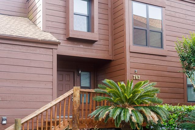 787 Davis, League City, TX, 77573