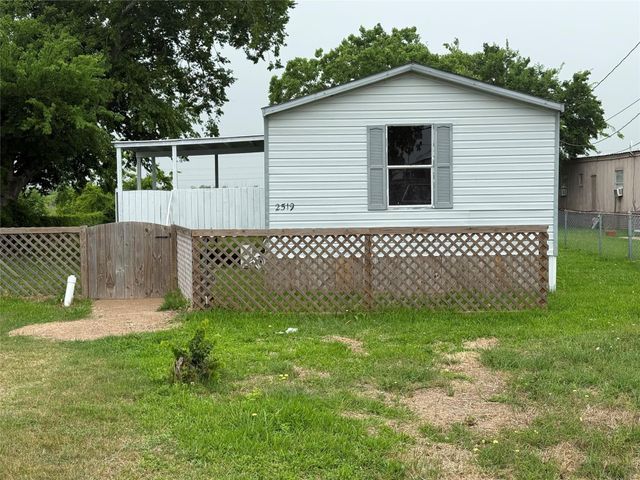 2519 Mcdonald, Oyster Creek, TX, 77541
