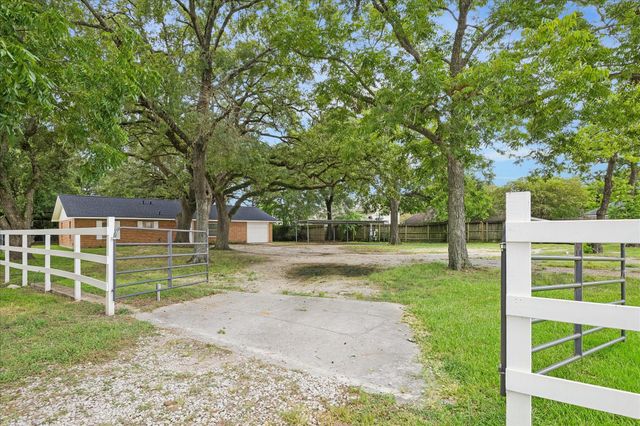 5615 Spring Cypress, Spring, TX, 77379