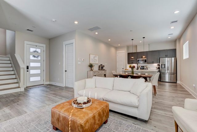 1181 Tidwell, Houston, TX, 77091