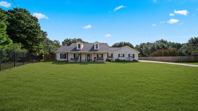 2904 Brandenburg, Brenham, TX, 77833