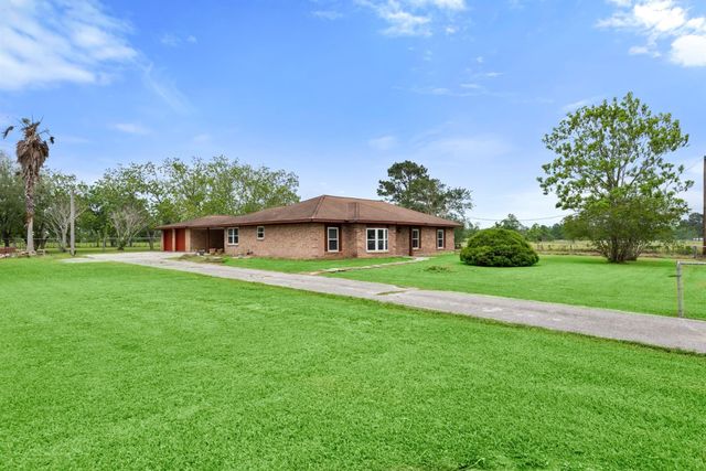 318 County Road 296d