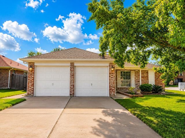 7102 Pheasant Grove