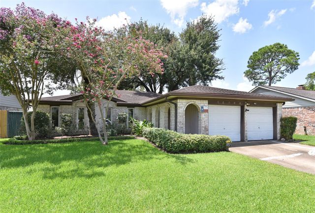 11311 Brighton, Meadows Place, TX, 77477