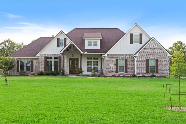 32019 Bayou, Richwood, TX 77531