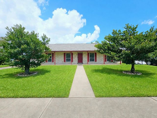  10835 Sageberry Dr, Houston, TX 77089