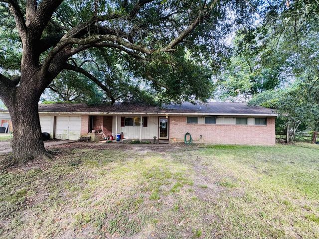 140 East, Liberty, TX, 77575