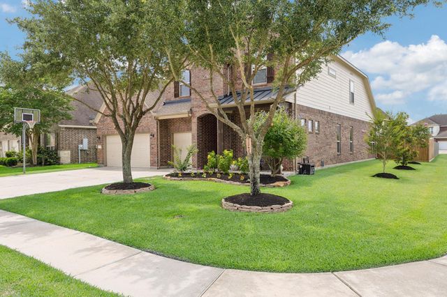  315 Westwood Dr, League City, TX 77573