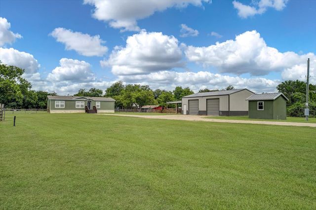  2204 County Road 288, Angleton, TX 77515