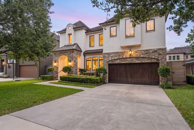  4609 Beech St, Bellaire, TX 77401