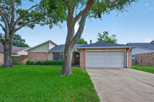  22038 Eagle Meadow Dr, Katy, TX 77450