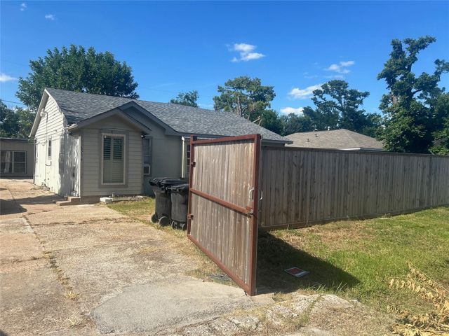 6214 Jim, Houston, TX, 77092
