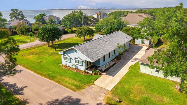 730 Holmes, La Porte, TX, 77571