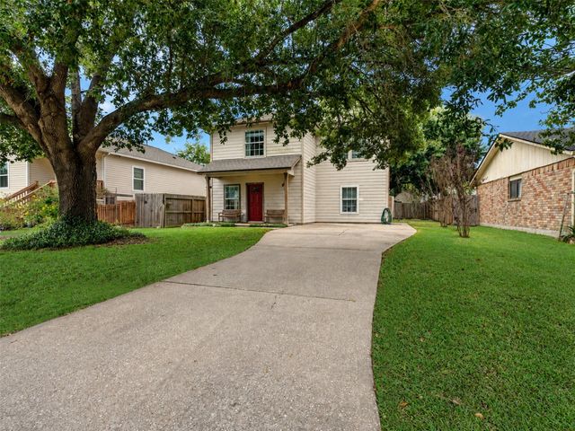 4903 Moody Reef