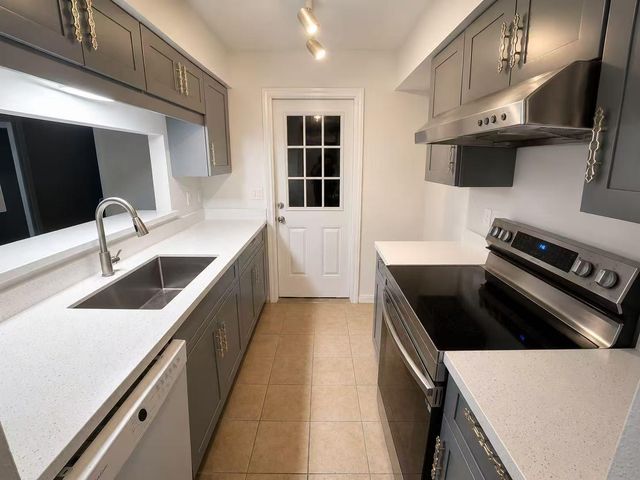 5218 Milwee, Houston, TX, 77092