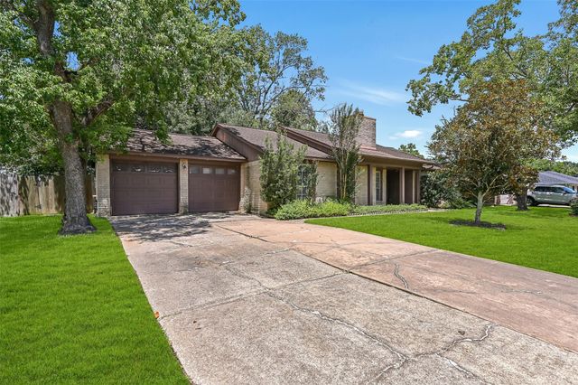 1109 Castlewood, Friendswood, TX, 77546