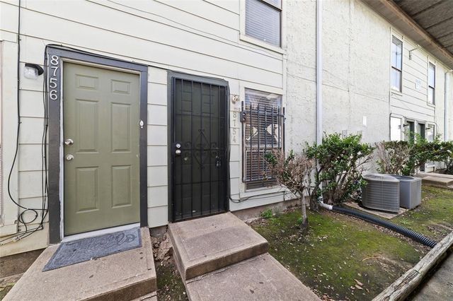  8754 Village Of Fondren Dr #8754, Houston, TX 77071