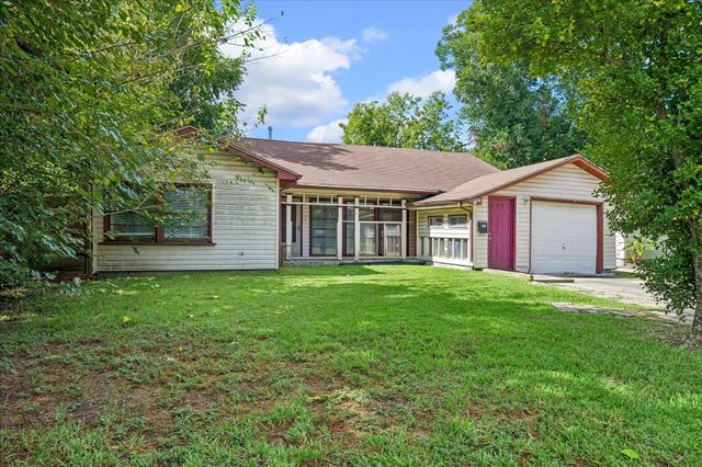  4029 Woodcraft St, Houston, TX 77025