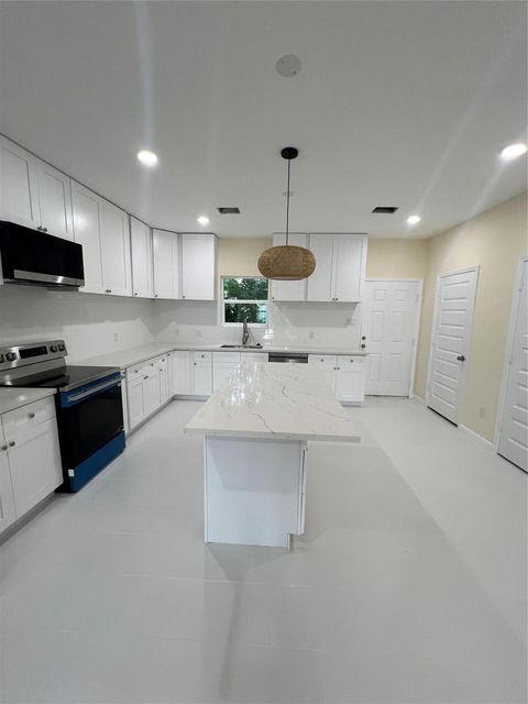 3516 Sparrow, Houston, TX, 77051