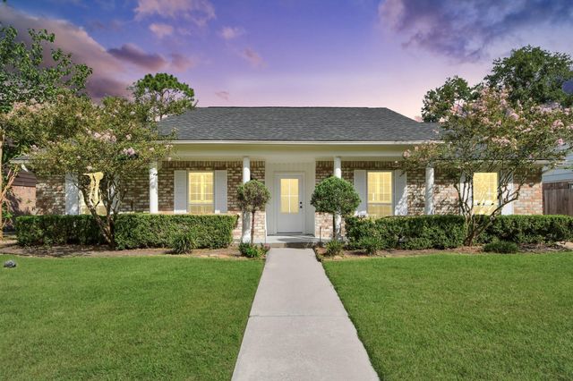 12026 Sugar Springs, Houston, TX, 77077