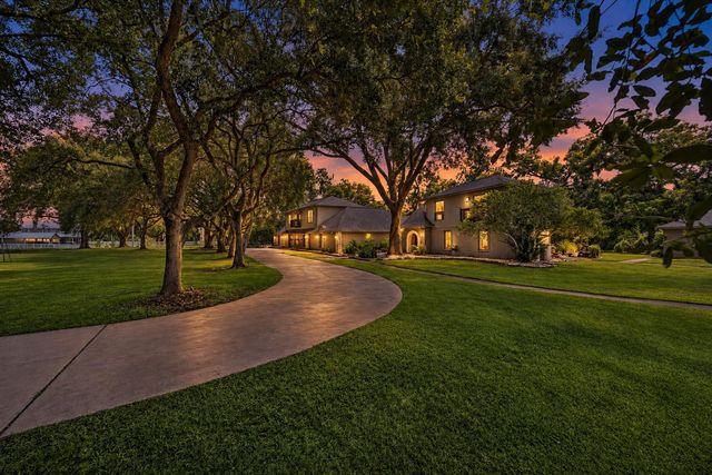 2020 PECAN LAKE DRIVE, Richmond, TX, 77406