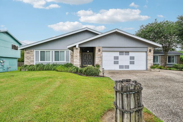 2535 Cliff, San Leon, TX, 77539