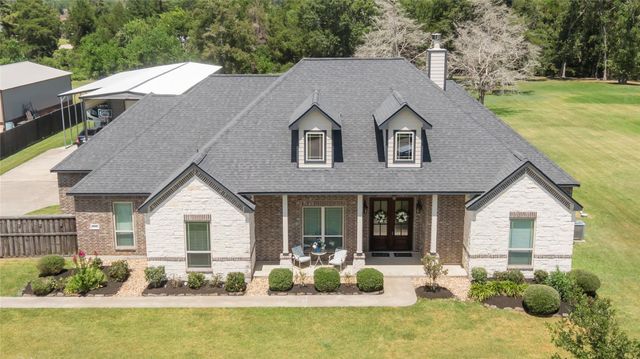  6726 Mulberry Bayou Dr, Baytown, TX 77523