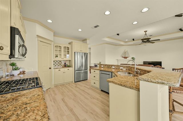 13610 Windlass, Galveston, TX, 77554