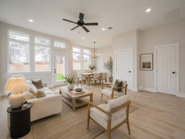 918 Saint Clair, Houston, TX, 77088