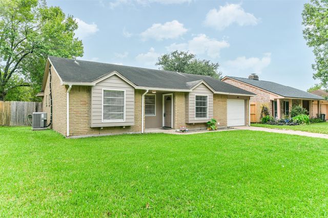 104 Brigadoon, Friendswood, TX, 77546