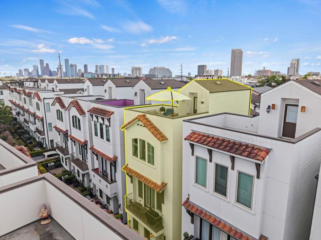  1249 Bonner St A, Houston, TX 77007