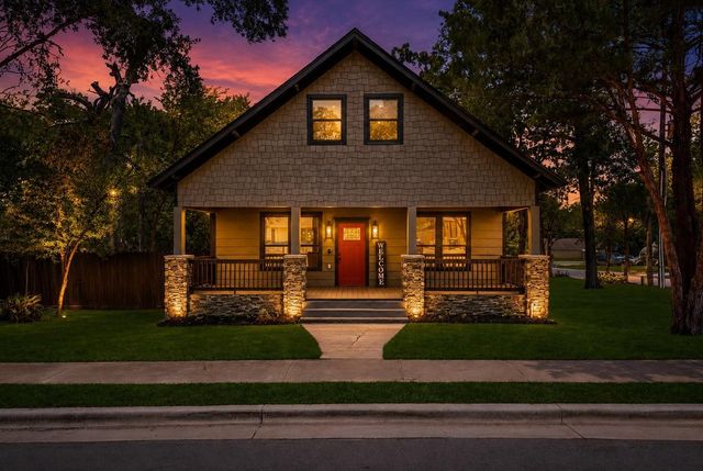 915 North Roberson St, Conroe, TX, 77301