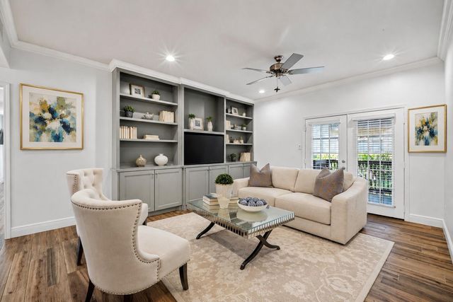  11711 Memorial Dr #649, Houston, TX 77024