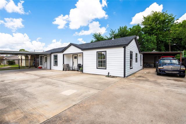  233 E Sunnyside St, Houston, TX 77076