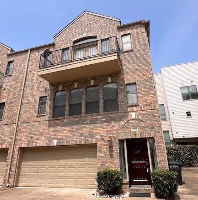 2304 Jackson St, Houston, TX 77004