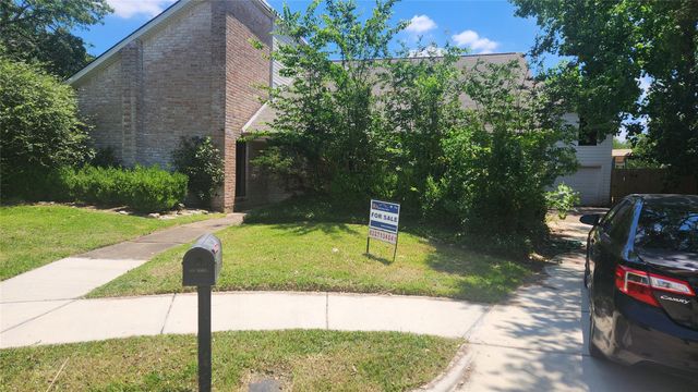 2127 Manor Green, Houston, TX, 77077
