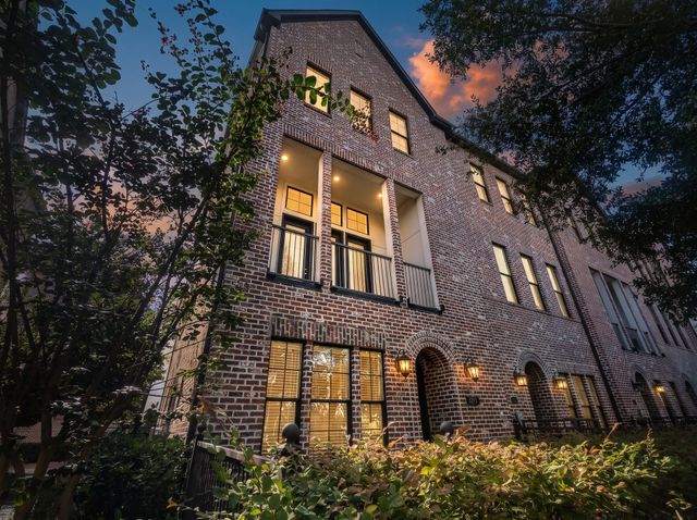  9516 London Bridge Sta, Houston, TX 77045
