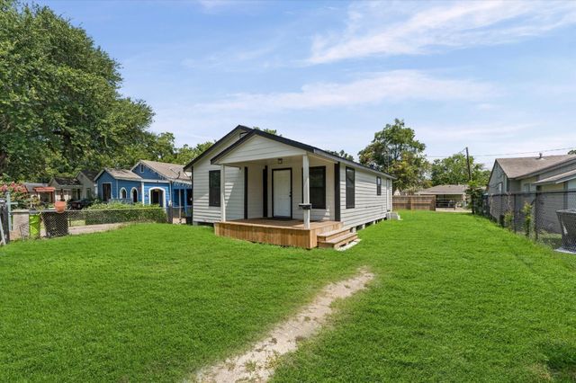 1219 Walnut, Rosenberg, TX, 77471