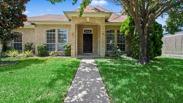  426 27th St, San Leon, TX 77539