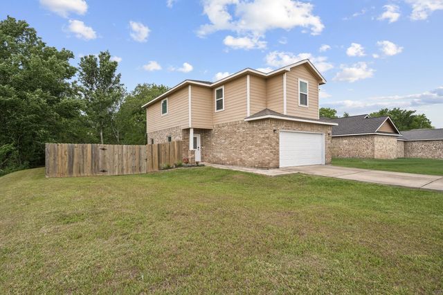 6101 Fox Ridge, Angleton, TX, 77515