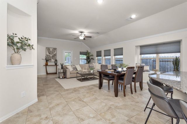 428 Auburn Pines, Montgomery, TX, 77316