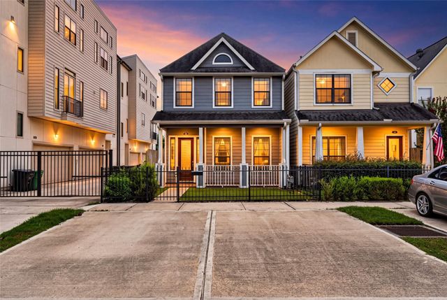  822 W 22nd St, Houston, TX 77008