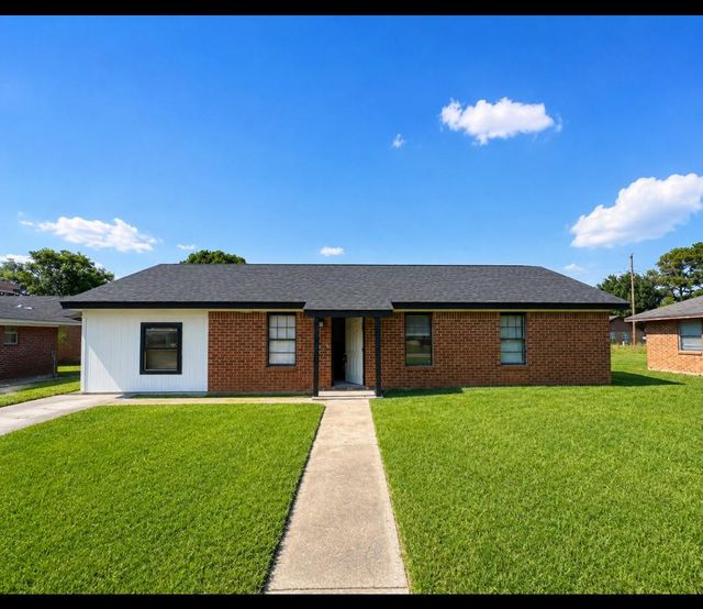 732 Meadow, Hempstead, TX, 77445