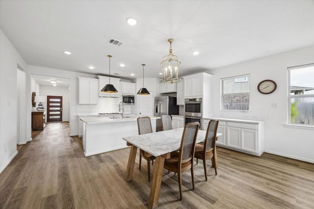 3842 Supremes, Spring, TX, 77386